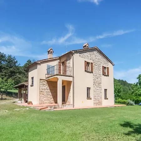 In With Pool فيلة