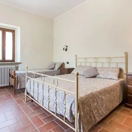 In With Pool Tavoleto